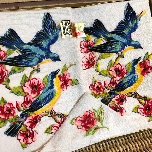 60's Blue Jay Bathroom Towel Set - NOW - Kathaway Canada - Hostess Gift - Towels - Picture 2 of 10